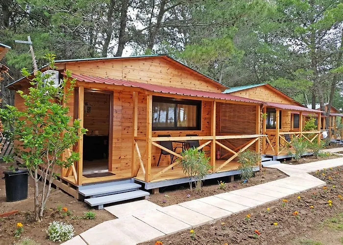 Saranda Beach Bungalow